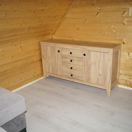 Uroczy Dom Calroczny W Bogaczewie Nad Jeziorem Narie Holiday home Bogaczewo (Ostroda)